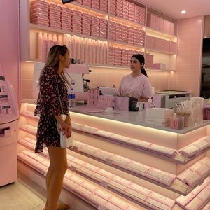 Meet your Posher, Anita